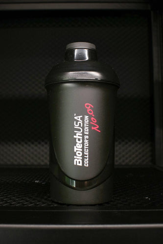 Limitált kiadású, gyűjthető shaker (Sárkánygyümölcs-licsi) - 600 ml